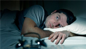 严重失眠整夜不眠怎么治疗？你可以战胜失眠！